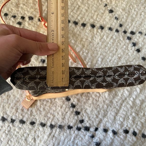 Coach Crossbody Purse: Great Condition! - Picture 12 of 12